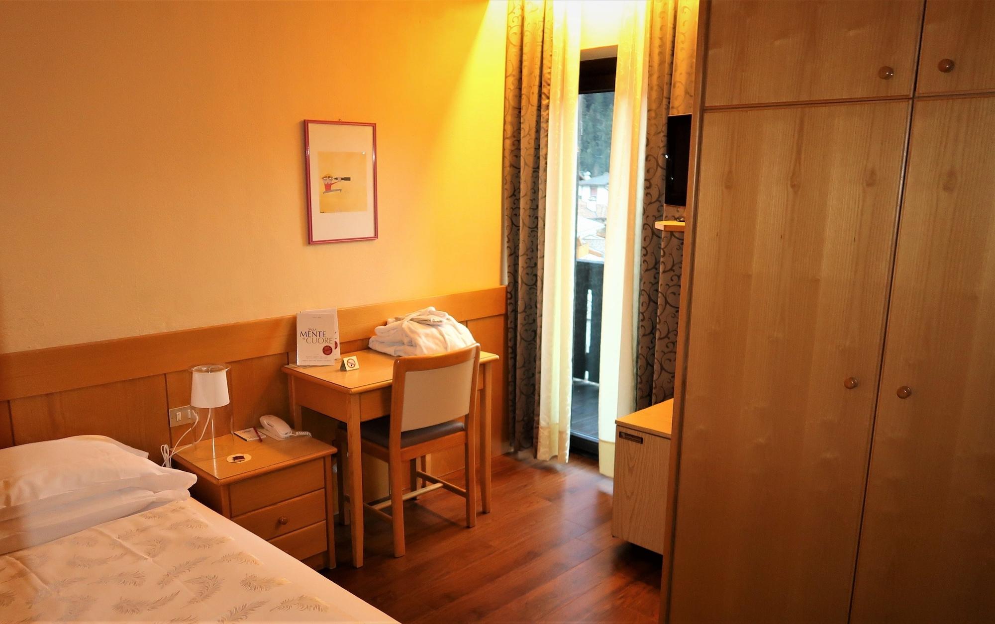 Active Hotel Ancora Predazzo Buitenkant foto