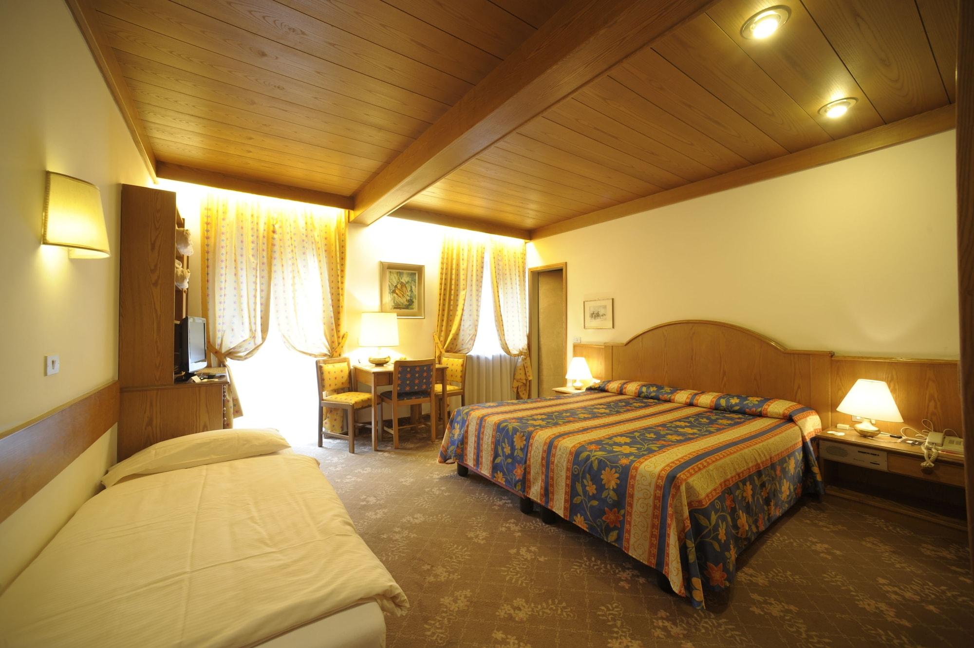 Active Hotel Ancora Predazzo Buitenkant foto