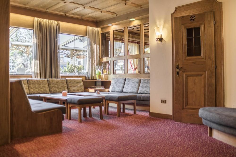 Active Hotel Ancora Predazzo Buitenkant foto