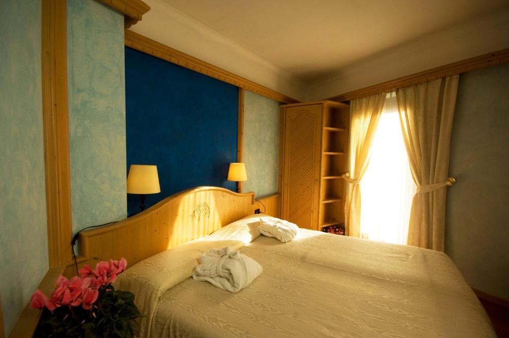 Active Hotel Ancora Predazzo Kamer foto